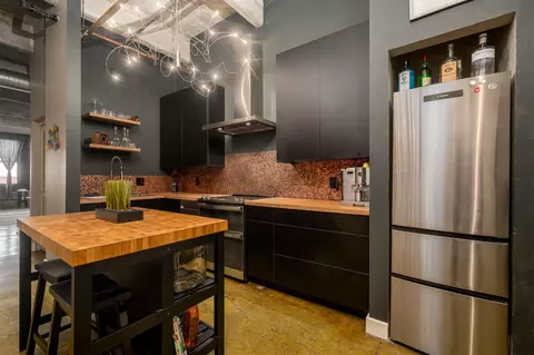 408 S Front St #501, Memphis, TN 38103