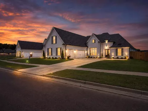 9606 Grays Hollow Dr S, Cordova, TN 38018