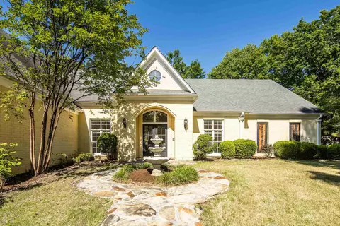341 Forest Hill-irene Rd, Cordova, TN 38018