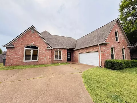 1320 River End Cv, Cordova, TN 38016