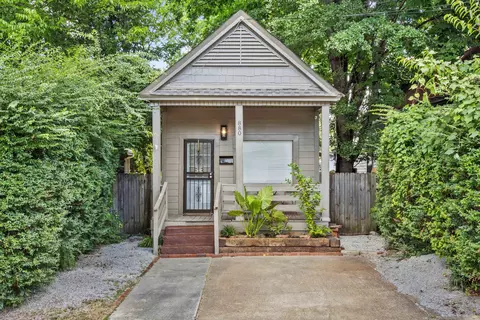 880 Blythe St, Memphis, TN 38104