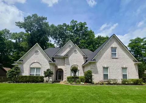 3015 Bramblebush Ln, Lakeland, TN 38002