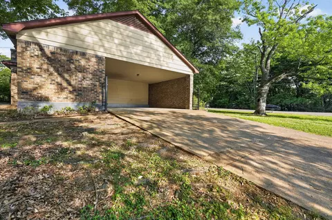Exterior - 2015 E Holmes Rd, Memphis, TN 38116 photo 2 of 11