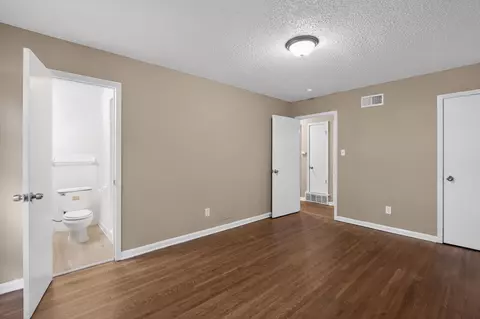 Bedroom - 2015 E Holmes Rd, Memphis, TN 38116 photo 4 of 6