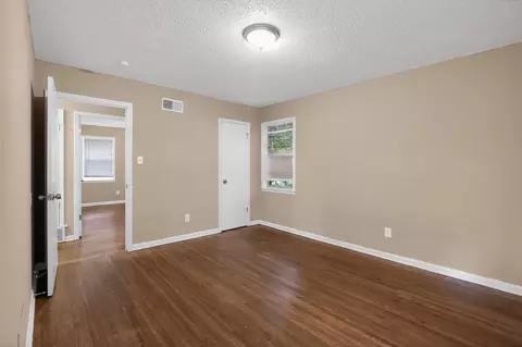 Bedroom - 2015 E Holmes Rd, Memphis, TN 38116 photo 3 of 6