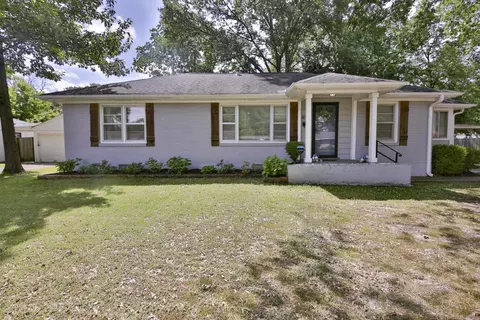 4545 Amboy Dr, Memphis, TN 38117