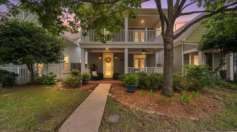 250 Fleets Island Dr, Memphis, TN 38103