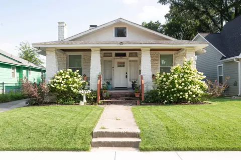 995 Forrest Ave, Memphis, TN 38105