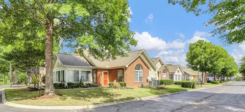 7374 Appling Hill Ln #2, Cordova, TN 38016