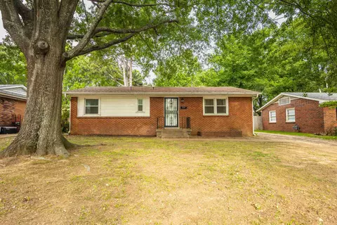 1231 S White Station Rd, Memphis, TN 38117