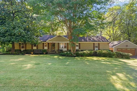 1220 E Irvin Dr, Memphis, TN 38119
