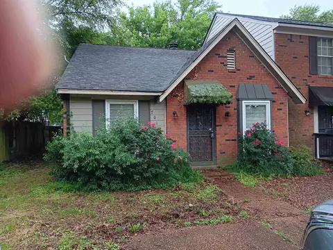 7013 Crestridge Rd, Memphis, TN 38119
