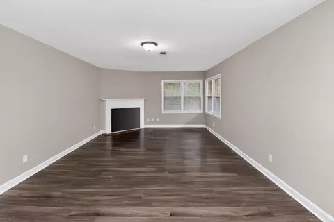 Living - 318 E Raines Rd, Memphis, TN 38109 photo 5 of 5