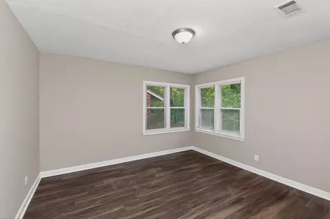 Bedroom - 318 E Raines Rd, Memphis, TN 38109 photo 1 of 6