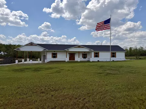 172 New Bethel Rd, Selmer, TN 38375