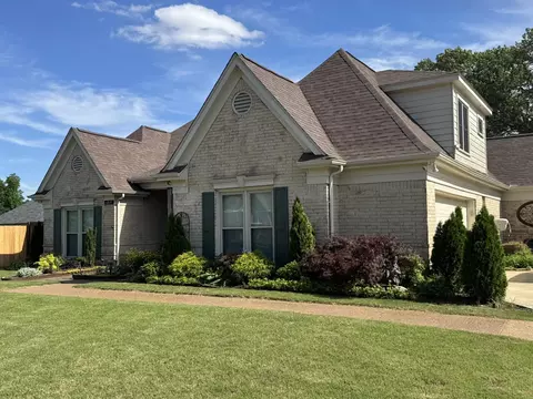 6819 Briarfield Ln, Bartlett, TN 38135