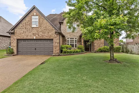 210 Whispering Meadows Dr, Oakland, TN 38060
