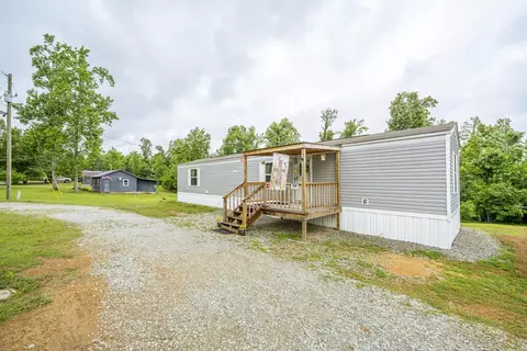 3275 Glendale Rd, Adamsville, TN 38310