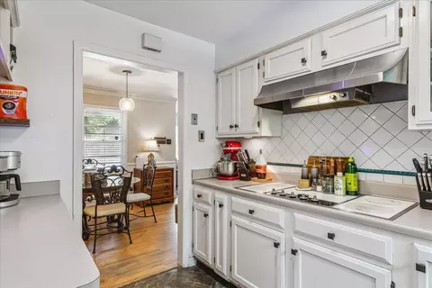 Kitchen - 4563 Dearing Rd, Memphis, TN 38117 photo 3 of 3