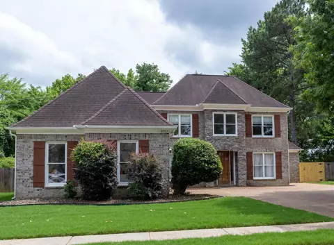 8957 River Knoll Dr, Cordova, TN 38016
