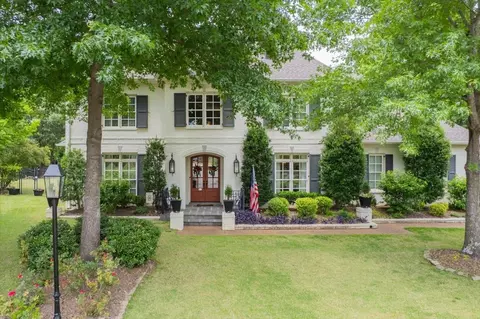 1729 Patton Place Cv, Collierville, TN 38017