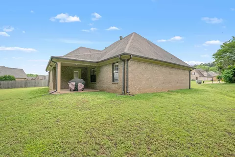 Exterior - 1586 Mckenas Way Cv, Hernando, MS 38632 photo 5 of 7