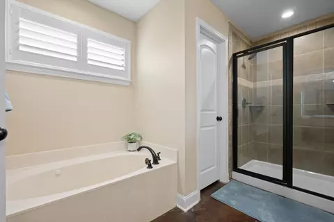 Bath - 1586 Mckenas Way Cv, Hernando, MS 38632 photo 2 of 3