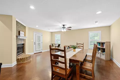 Dining - 1586 Mckenas Way Cv, Hernando, MS 38632 photo 1 of 1