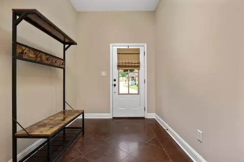 Entry Way - 1586 Mckenas Way Cv, Hernando, MS 38632 photo 1 of 5