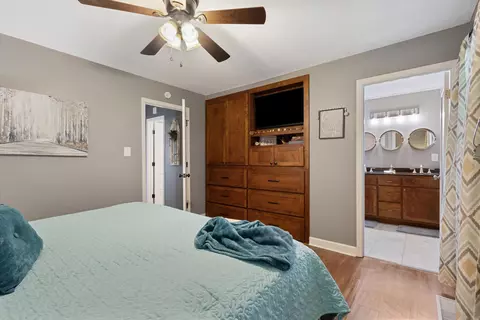Bedroom - 4500 Drummonds Rd, Drummonds, TN 38023 photo 3 of 4