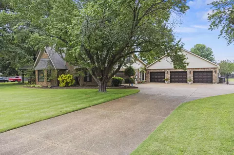 3215 Alfred Dr, Bartlett, TN 38133