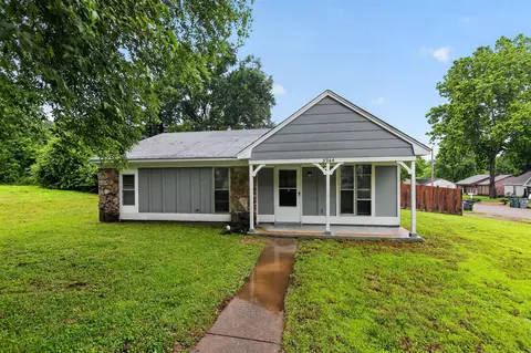 3944 Timberwood Dr, Memphis, TN 38128