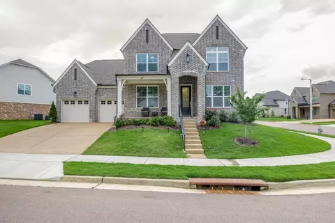 609 Yvonne Bend Dr, Collierville, TN 38017