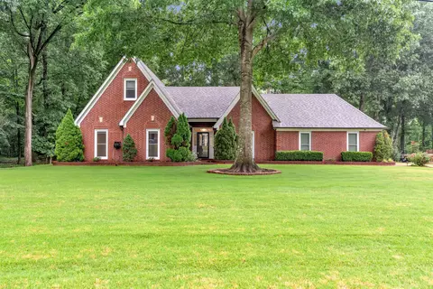 170 Forest Edge Dr, Eads, TN 38028
