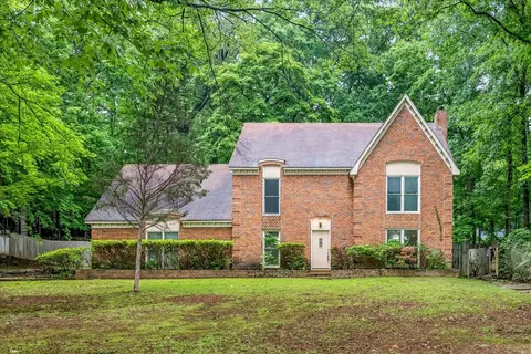 8428 Bazemore Rd, Cordova, TN 38018