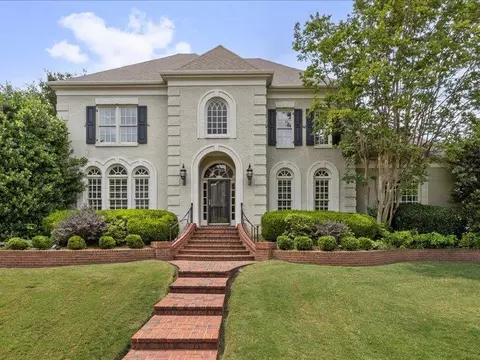 2455 Birnam Wood Dr, Germantown, TN 38138
