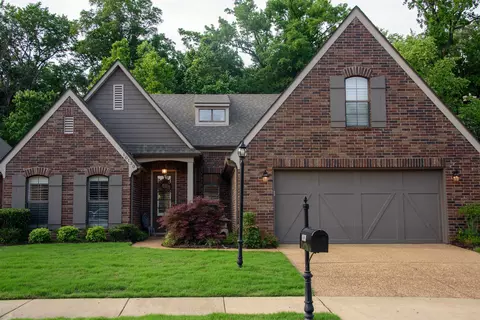 10130 Serenity Dr, Lakeland, TN 38002