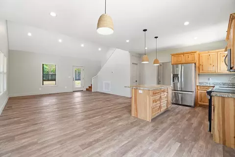 Living - 1318 Snowdown Rd, Iuka, MS 38852 photo 1 of 5