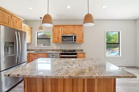 Kitchen - 1318 Snowdown Rd, Iuka, MS 38852 photo 3 of 4