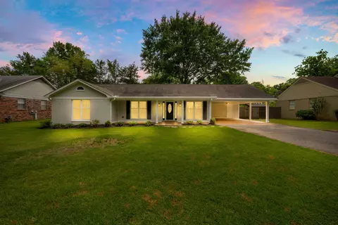 499 Duscoe St, Collierville, TN 38017