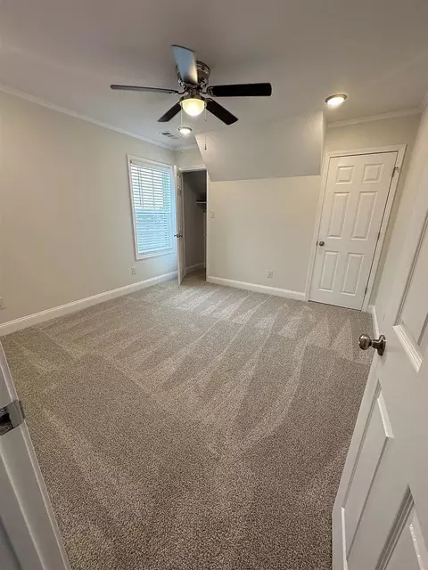 Bedroom - 2120 Crowne Heights Dr, Newbern, TN 38059 photo 2 of 4
