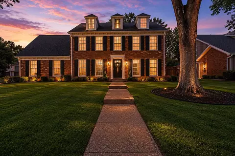 8172 Hampton Grove Ln, Germantown, TN 38138