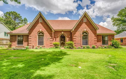 8198 Walnut Creek Rd, Cordova, TN 38018