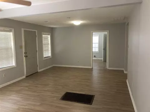 Living - 3522 Stuart Rd, Memphis, TN 38111 photo 1 of 1