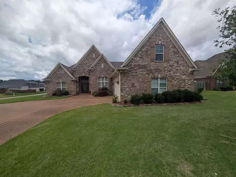 110 James Xing, Oakland, TN 38060