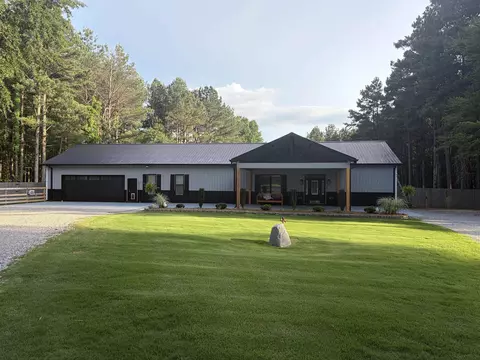 2525 Sinai Dr, Mason, TN 38049