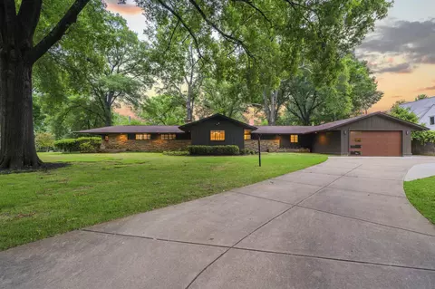 319 St Nick Dr, Memphis, TN 38117