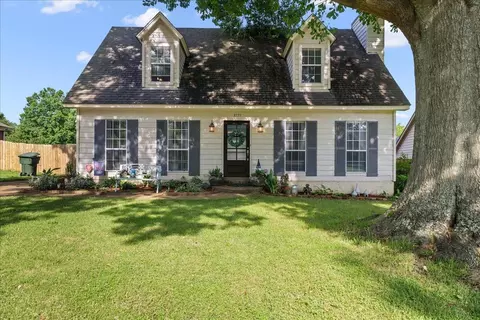 3775 Stonehill Dr, Bartlett, TN 38135