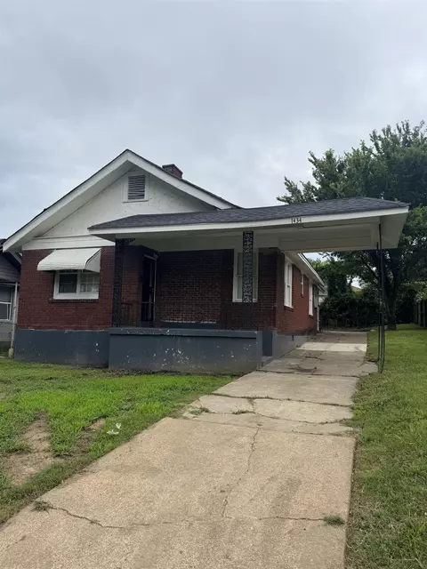 1434 Rayner St, Memphis, TN 38106