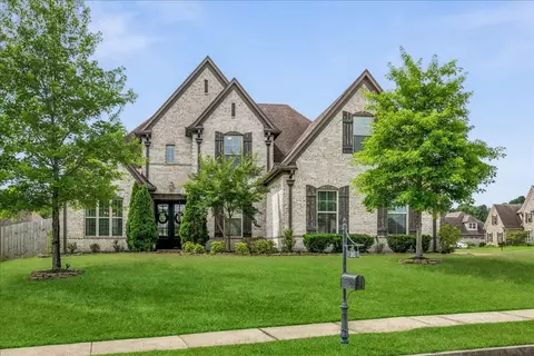 263 Estanaula Rd, Collierville, TN 38017